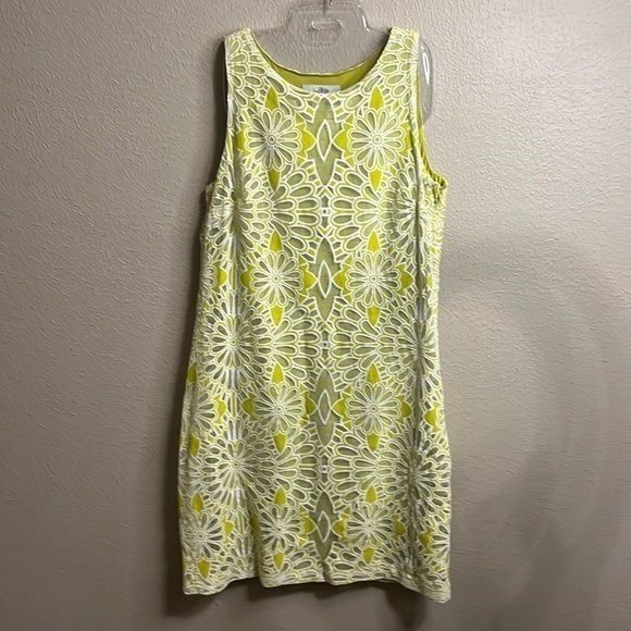 Belle Badgley Mischka Shift Dress Lime Green Sunburst Lace Overlay SZ 4 - Picture 1 of 7